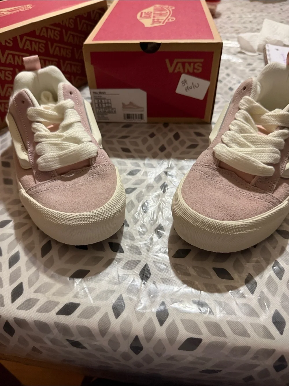 Vans Kids Old Skool Sneakers in Light Pink and White